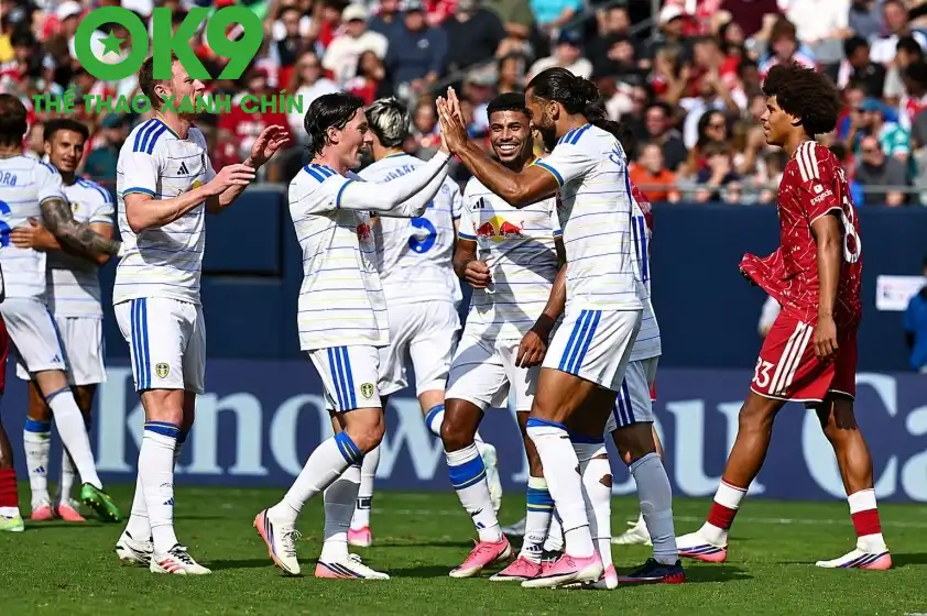 Frank Lampard bất ngờ lấy Leeds United làm bài học cho các cầu thủ Coventry Frank Lampard bất ngờ lấy Leeds United làm bài học cho các cầu thủ Coventry
